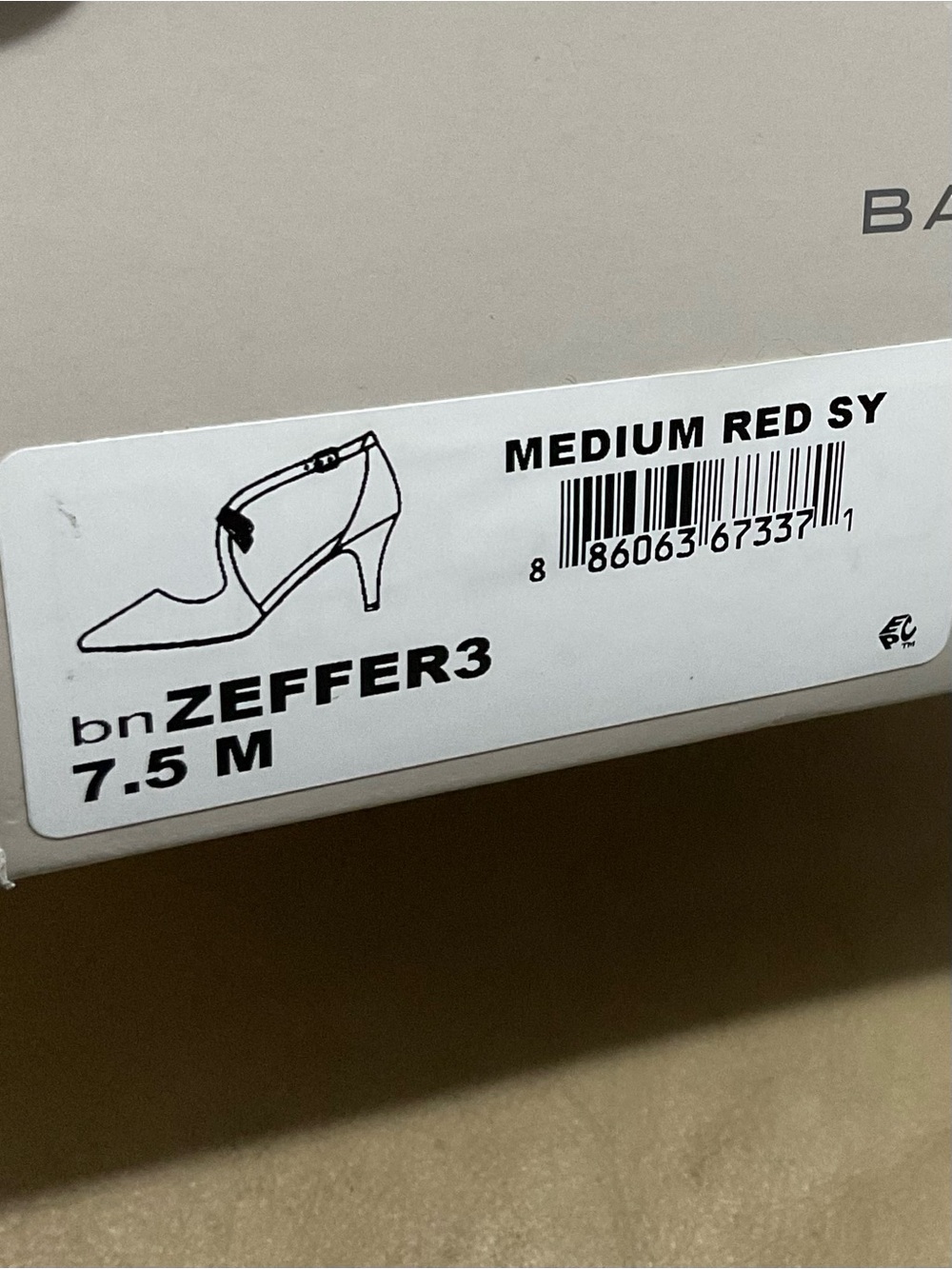 Bandolino Zeffer3 Red Patent T-Strap Bow Pointed Toe Kitten Heels 7.5M - Picture 6 of 8